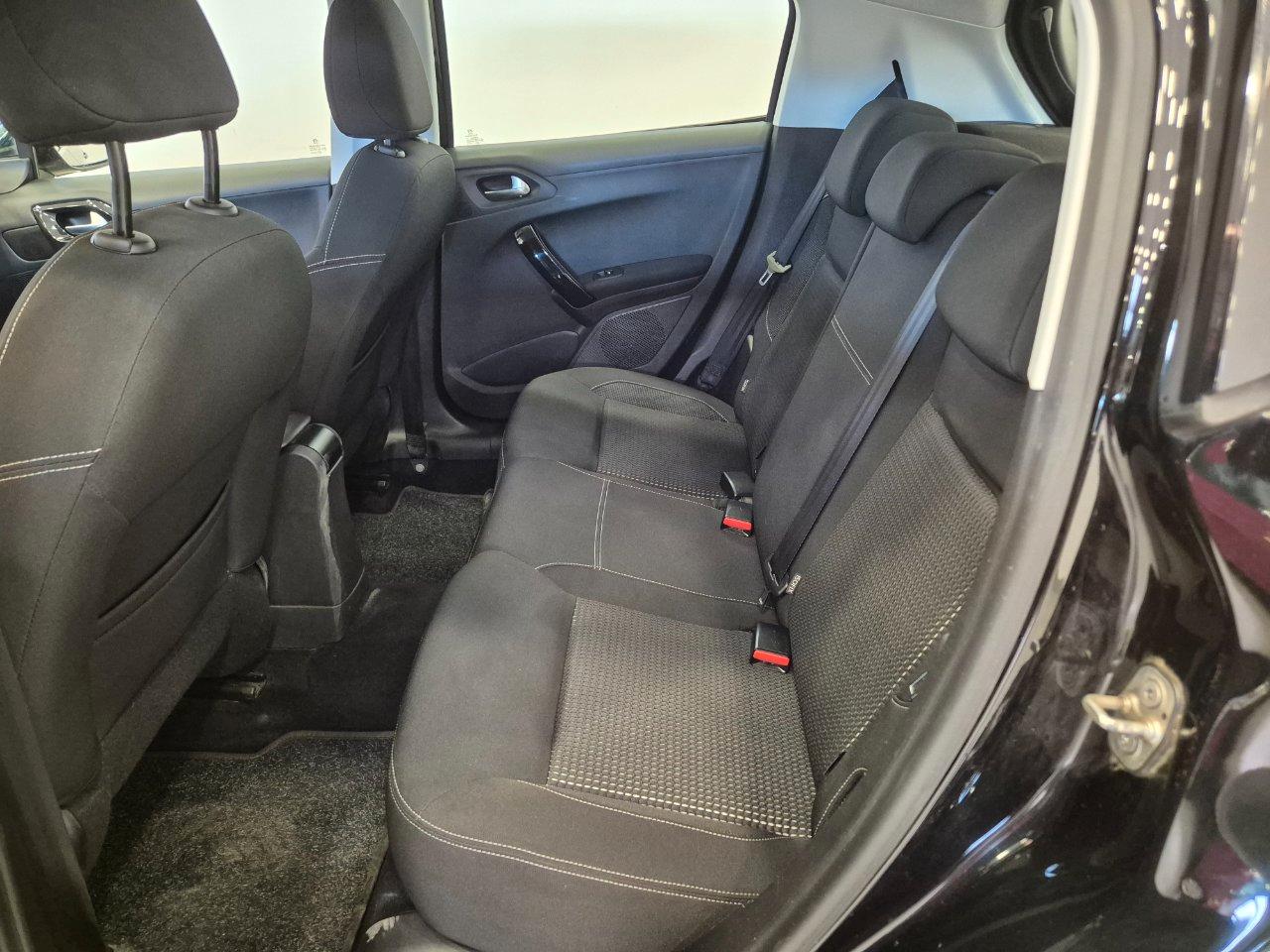 Peugeot 208 1.2 puretech Allure 5P - NEOPATENTATI - UNIPROPRIETARIO - Cam - Carplay