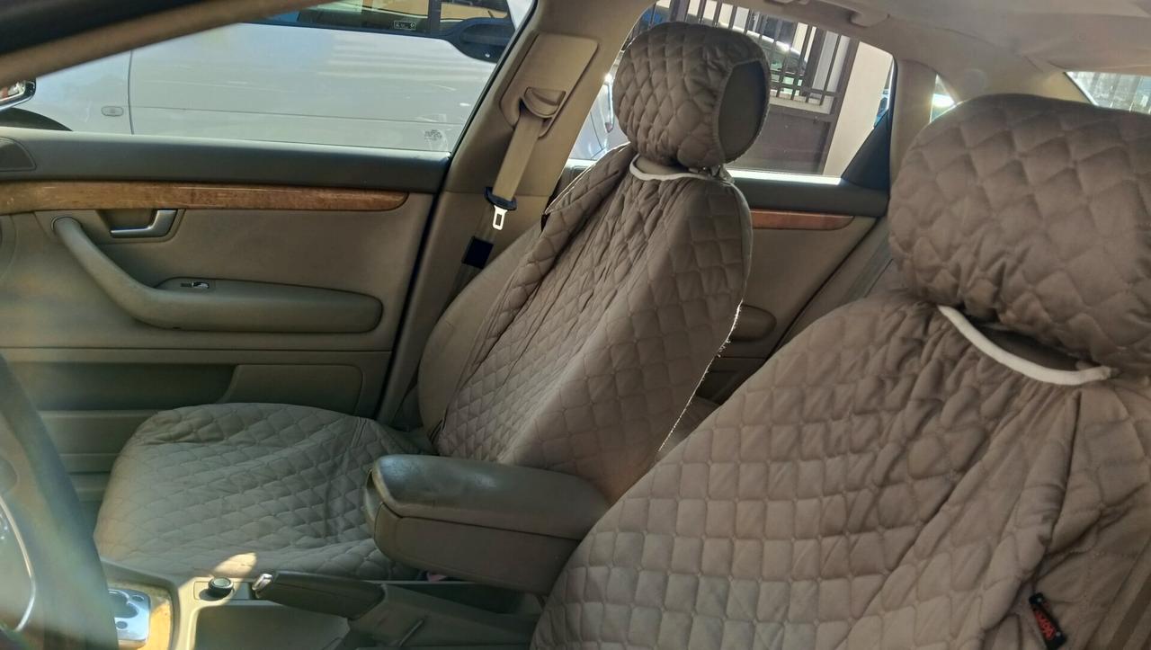 AUDI A4 2.5 TDI-AUTO-2005