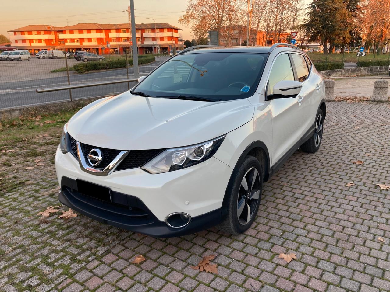 Nissan Qashqai II 1.6 dci N-Connecta 2wd 130cv xtronic