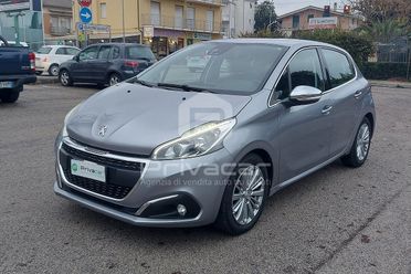 PEUGEOT 208 1° serie PureTech 82 Stop&Start 5 porte Allure