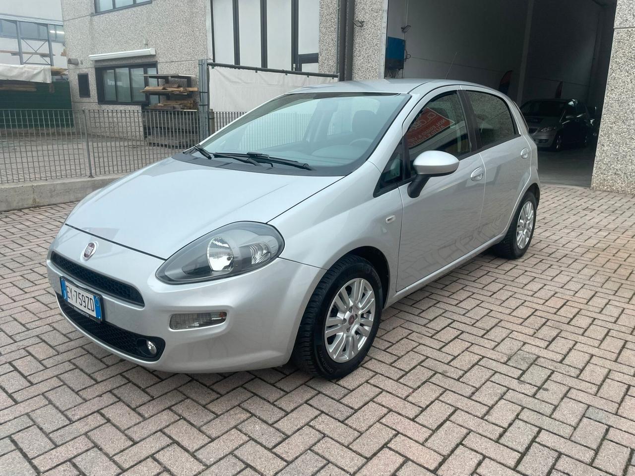 Fiat Punto 1.3 MJT II S&S 85 CV 5 porte ECO Lounge ok neopatentati
