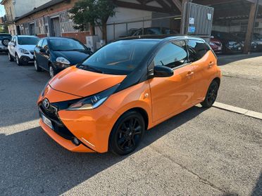 Toyota Aygo 1.0 VVT-i 69 CV 5 porte x-cool