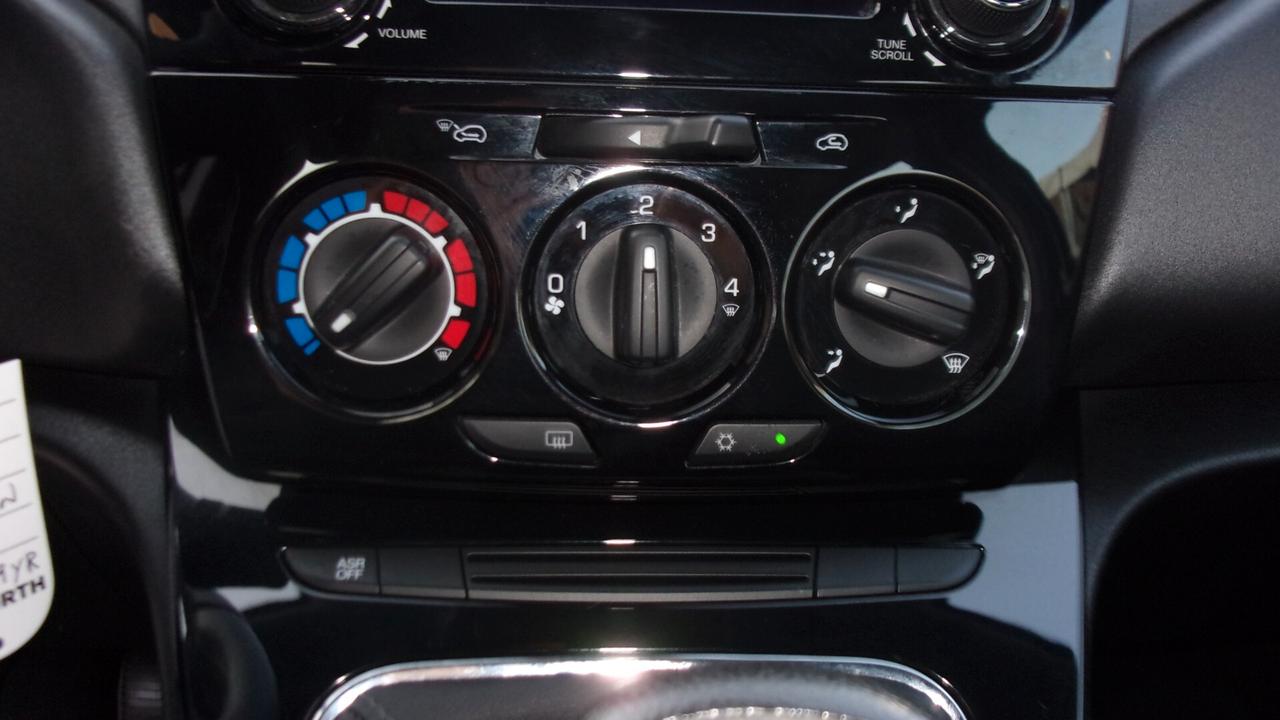Lancia Ypsilon 1.2 69 CV 5 porte Gold