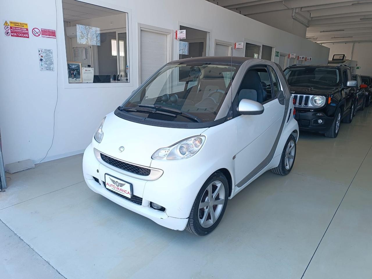 Smart ForTwo 1000 52 kW MHD coupé passion