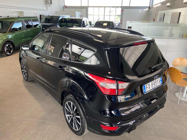 FORD Kuga 1.5 TDCI 120 CV S&S 2WD ST-Line