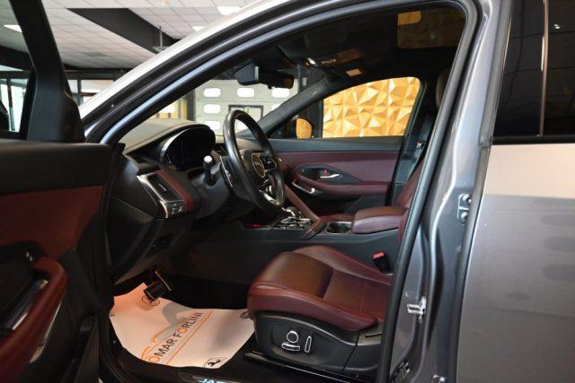 JAGUAR E-Pace 2.0 d R-DYNAMIC HSE 204CV AUT.TETT.20"CAM360°FULL!