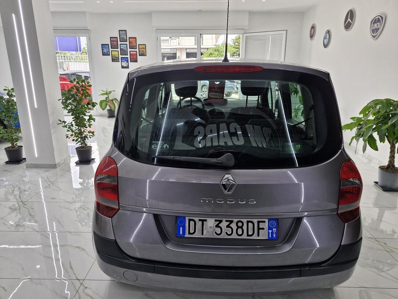 RENAULT GRAND MODUS 1.2 16V GPL DYNAMIQUE