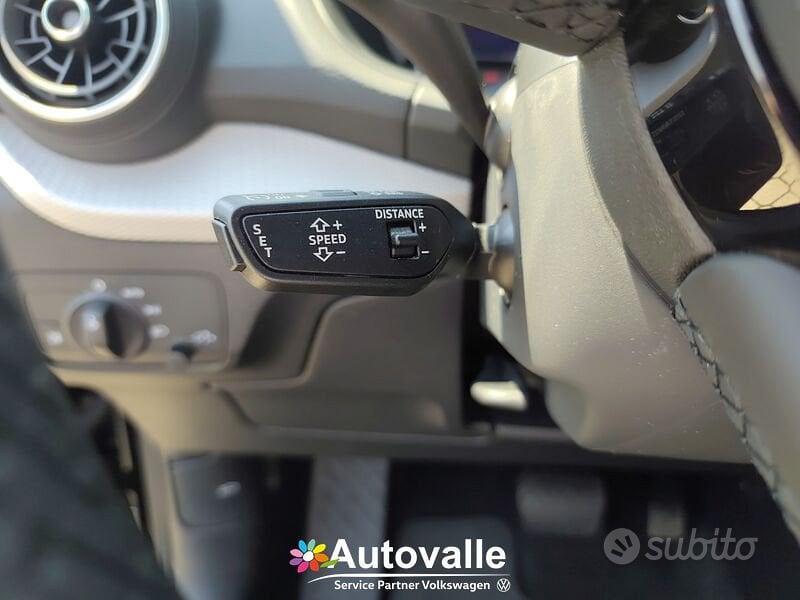 Audi Q2 1.5 35 TFSI BUSINESS ADVANCED S TRONIC