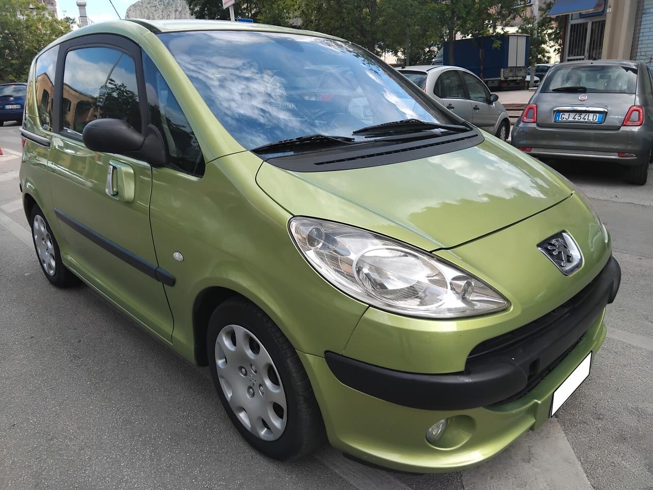 PEUGEOT 1007 TRENDY NEANCHE UN GRAFFIO
