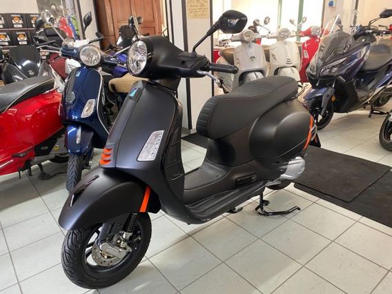 VESPA GTS 300 SuperSport Nuova my 2023 Super Sport