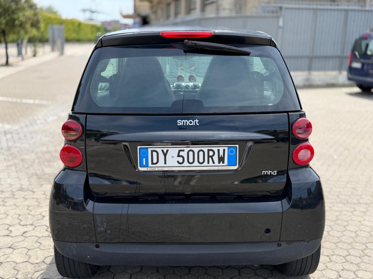 Smart Fortwo 1.0mhd 71cv km 49.000 - 2009 automatico