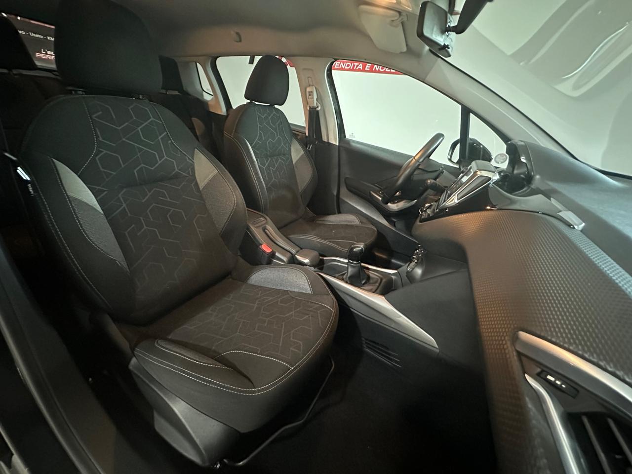 Peugeot 2008 BlueHDi 100 Allure