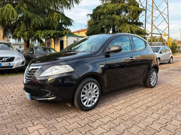 Lancia Ypsilon 1.2 69 CV 5 porte GPL Ecochic OK NEOPATENTATI