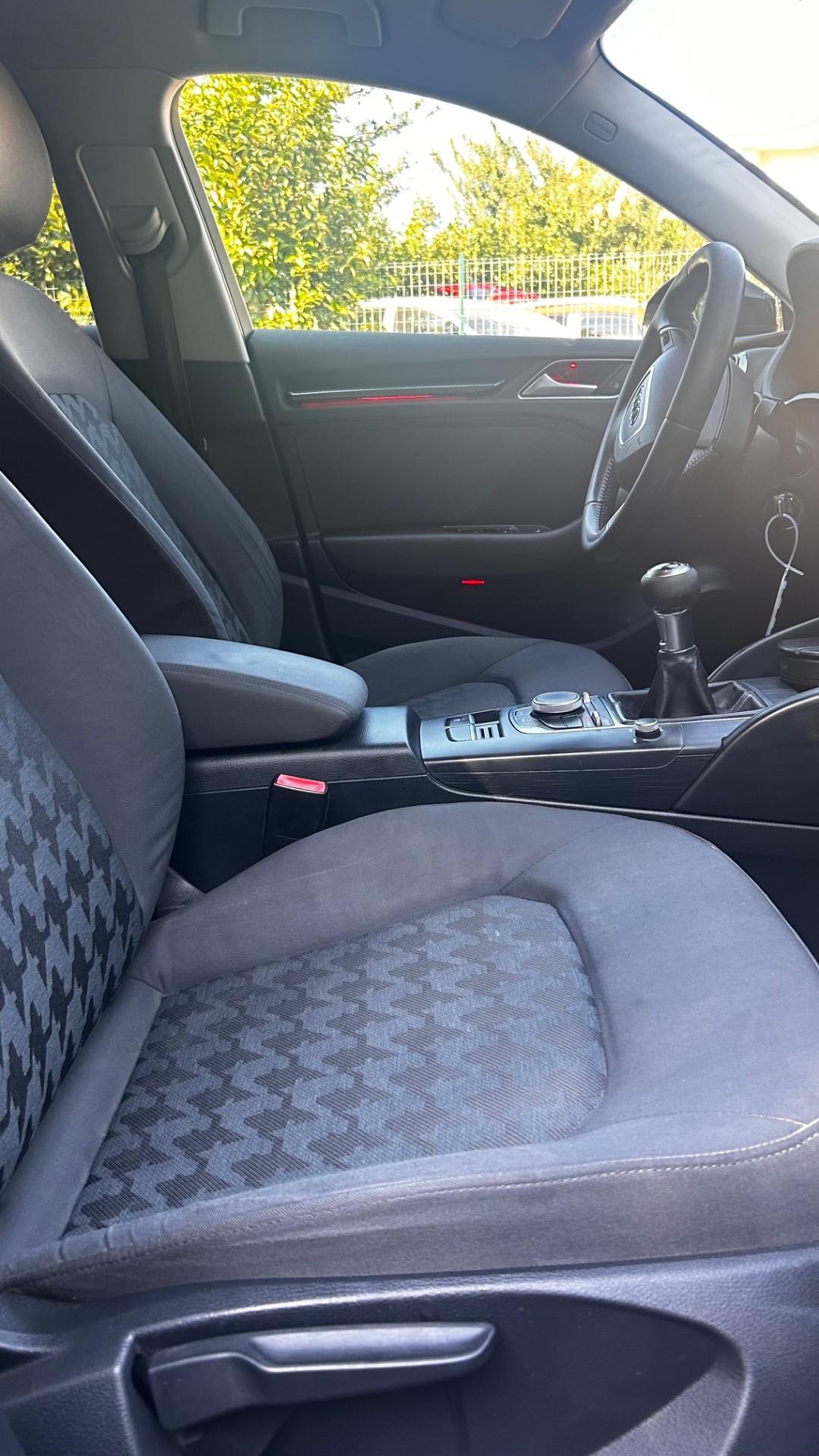 Audi A3 SPB 1.6 TDI clean diesel Ambition