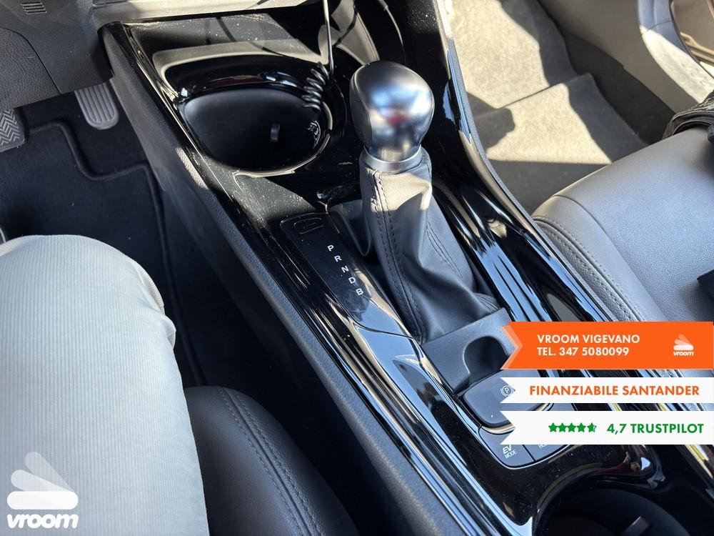 TOYOTA C-HR (2016-2023) C-HR 1.8 Hybrid E-CVT L...