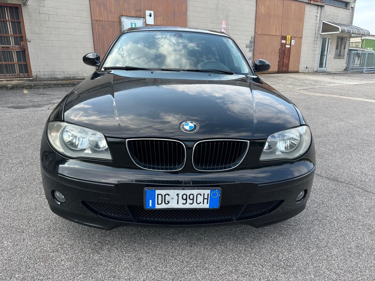 Bmw 116 116i cat 5 porte Futura Neopatentati