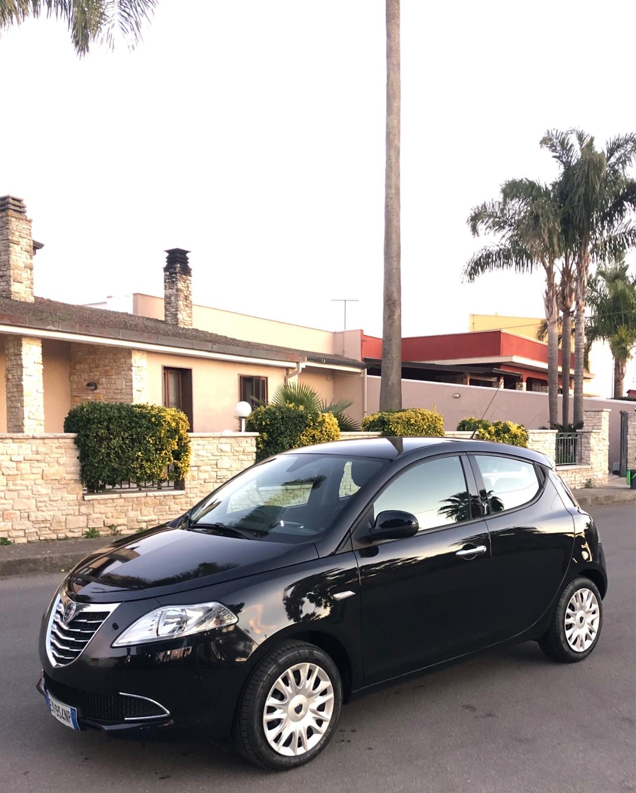 LANCIA Y 1.2 BENZINA/GPL PLATINUM 2013