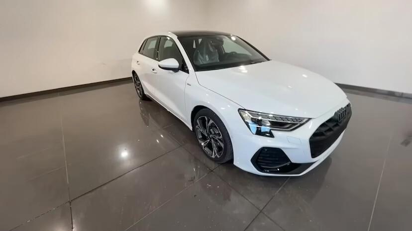 Audi A3 SPB 30 TDI S line edition