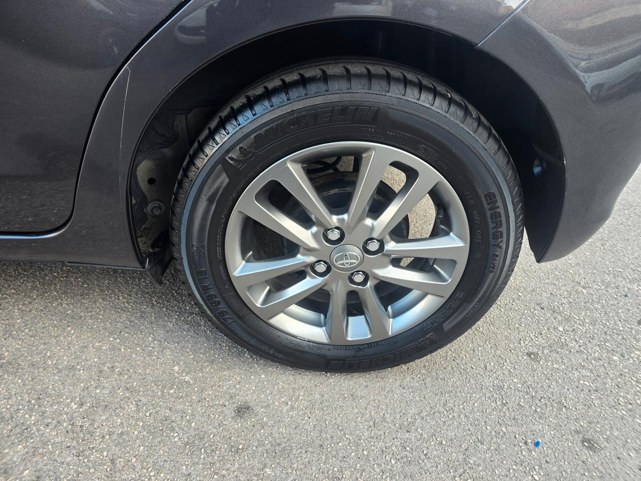 Toyota Yaris 1.4 D-4D 5 porte Lounge