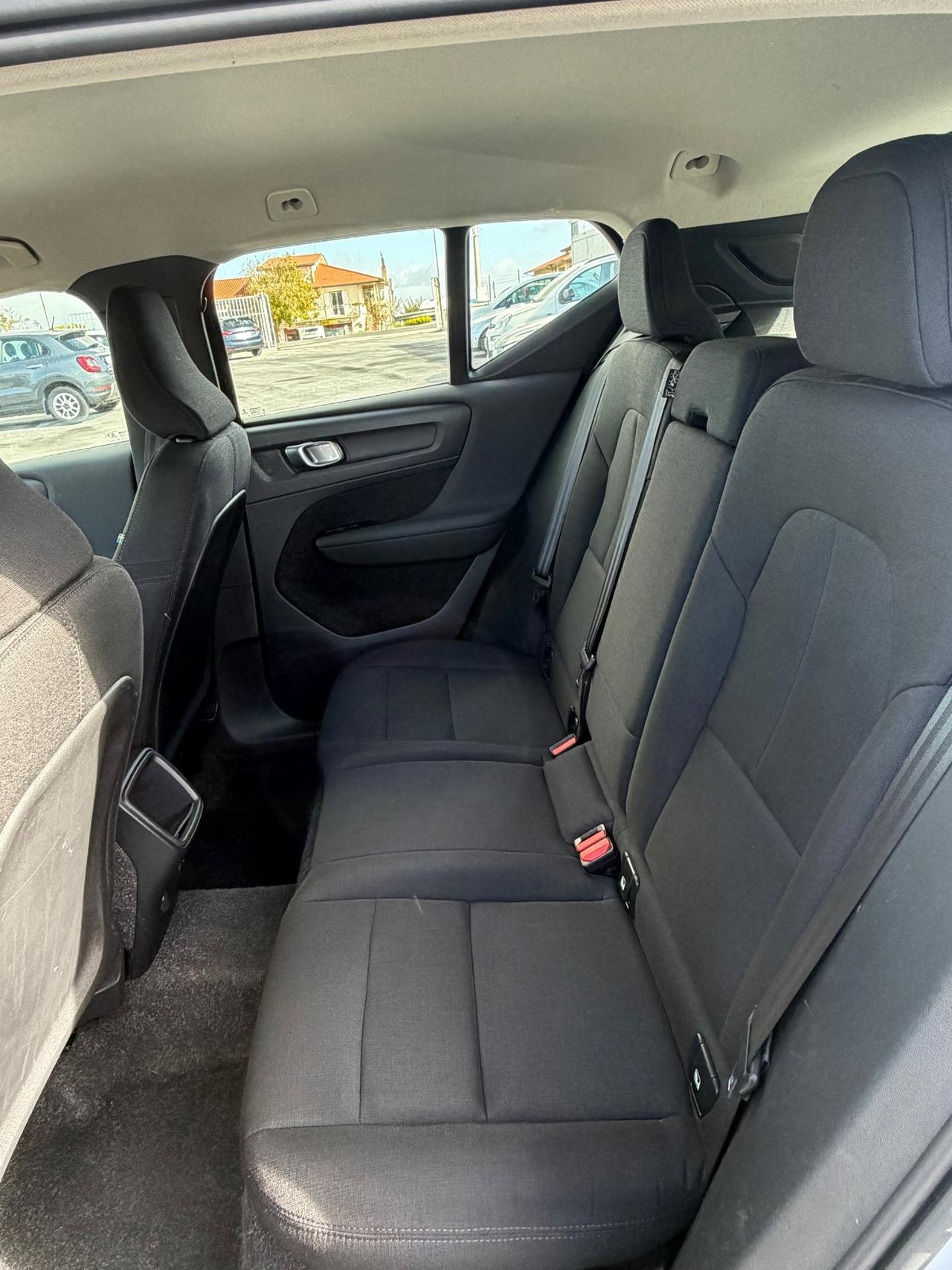 Volvo XC40 D3 AWD Momentum Core