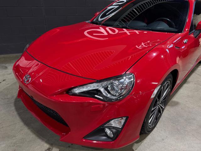 TOYOTA GT86 2.0 LIGHTNING RED REALMENTE IN SEDE MANUALE