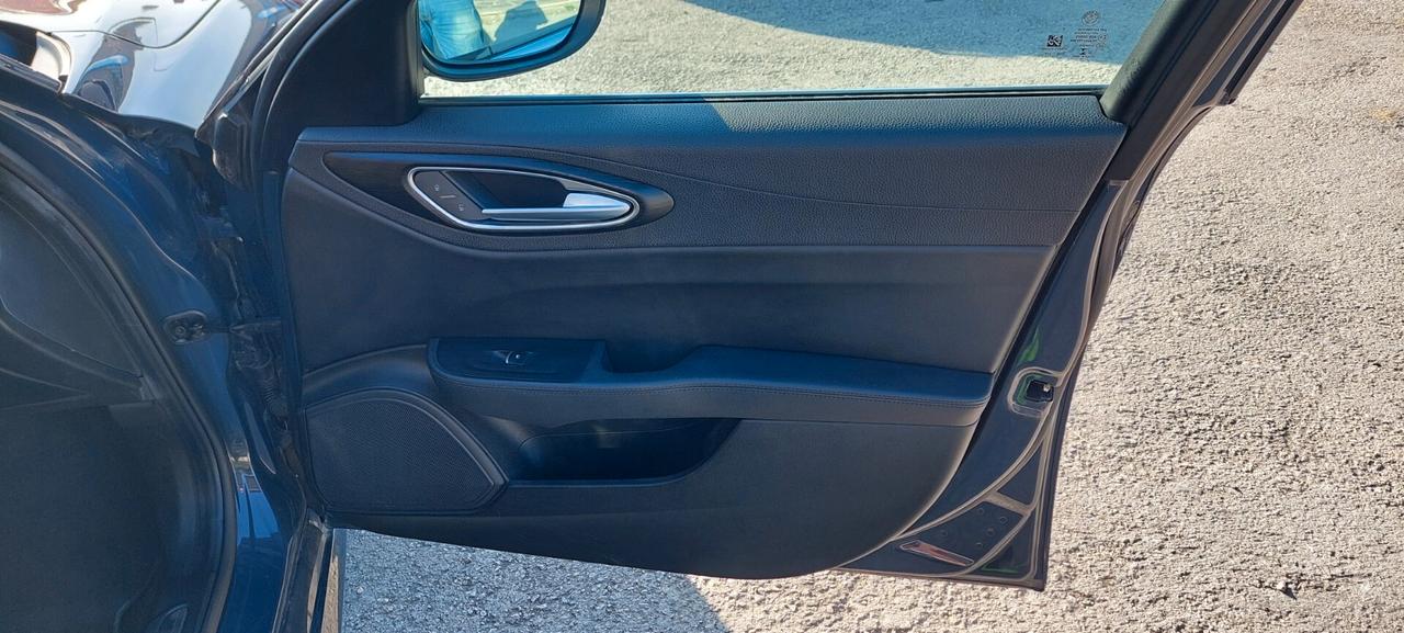 Alfa Romeo Giulia 2.2 Turbodiesel 150 CV AT8 Super