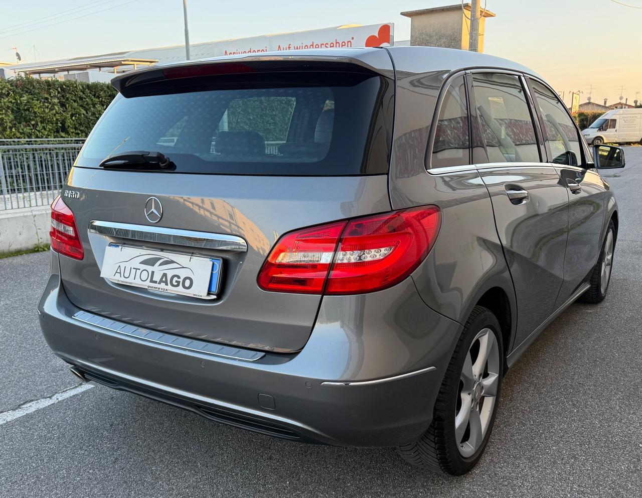 Mercedes-benz B 180 BlueEFFICIENCY Premium