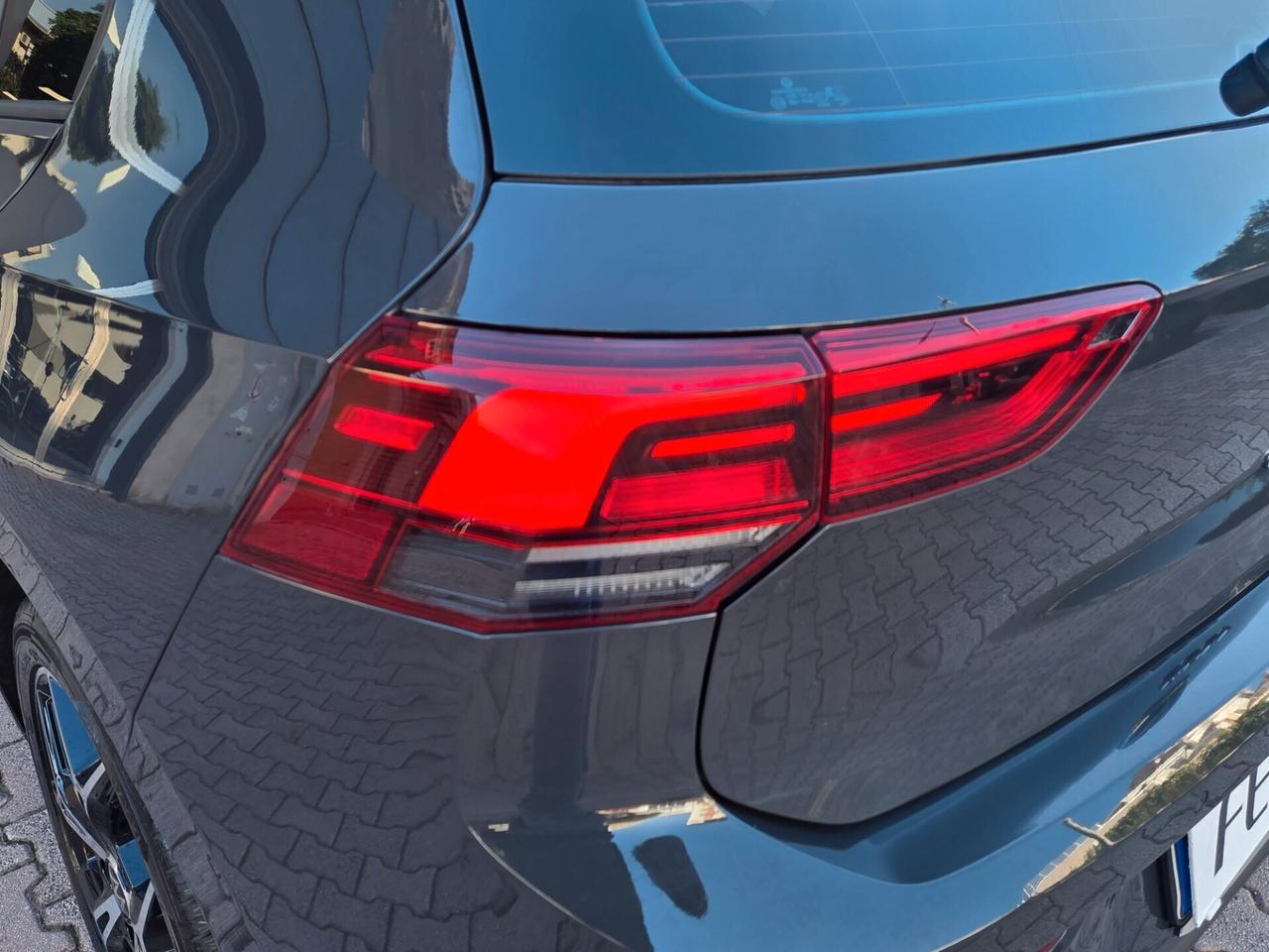 Volkswagen Golf 2.0 TDI DSG Life