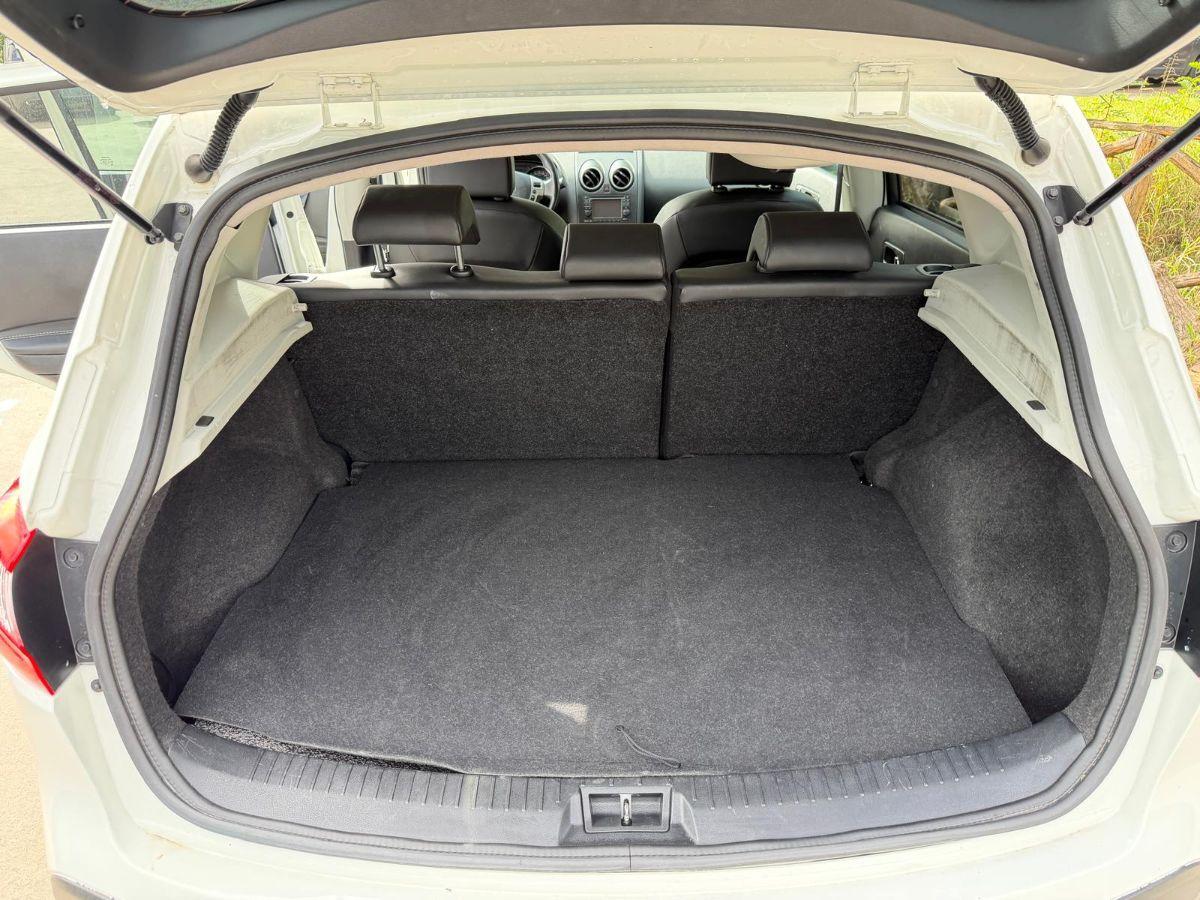 NISSAN - Qashqai - 1.6 16V Tekna