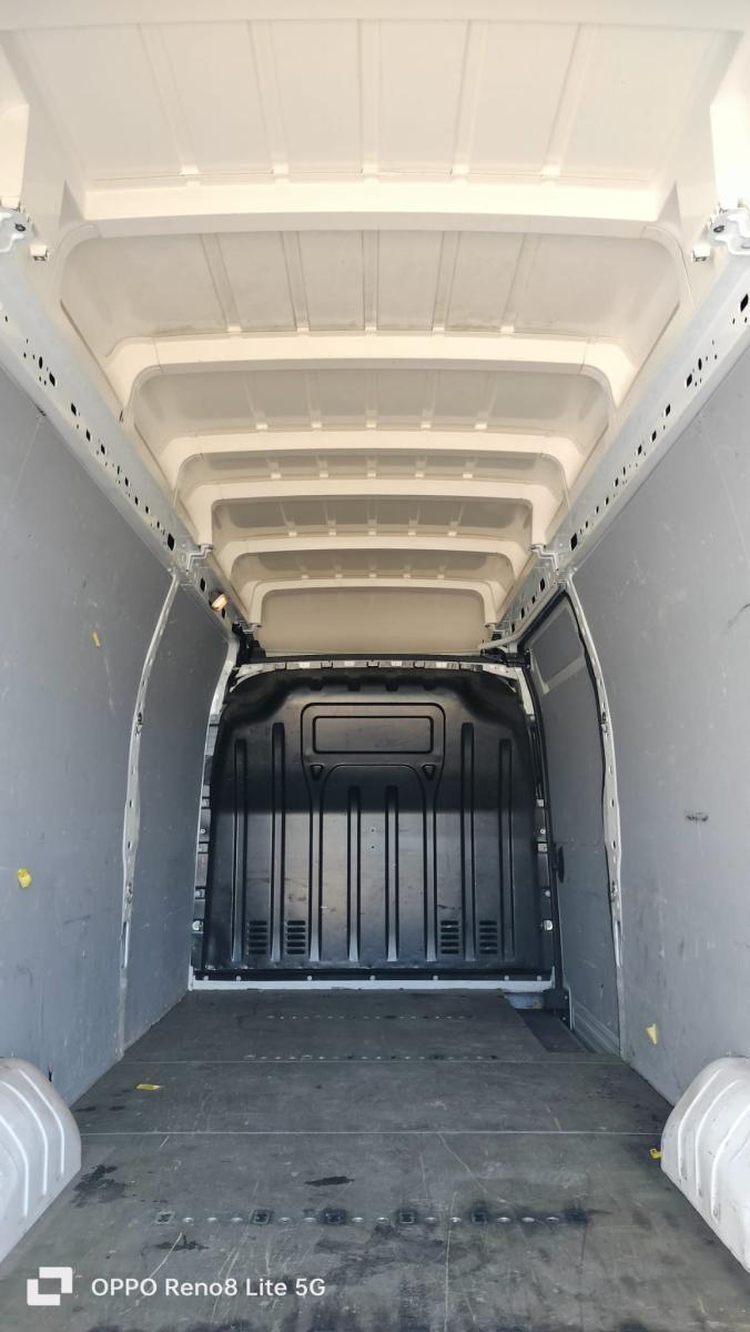 RENAULT master T35 2.3 L4H3 IVA COMPRESA