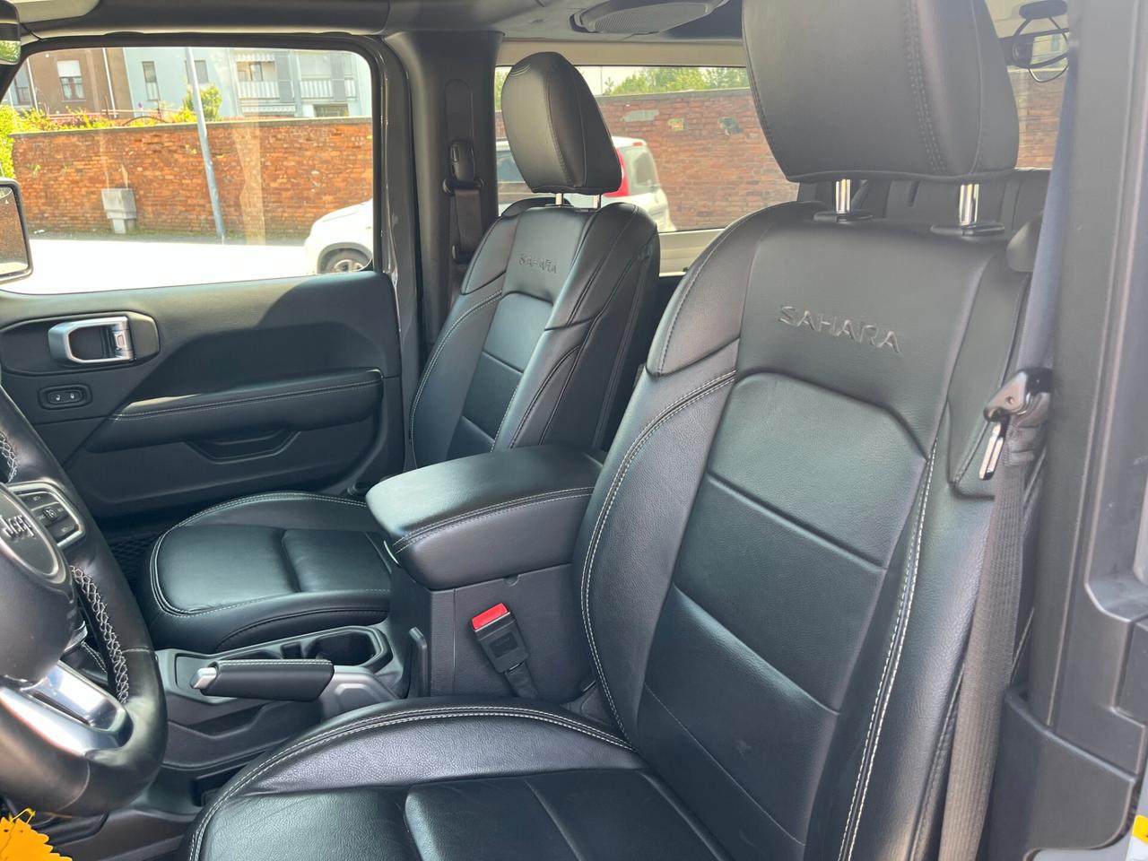 Jeep Wrangler 2.0 Turbo Sahara