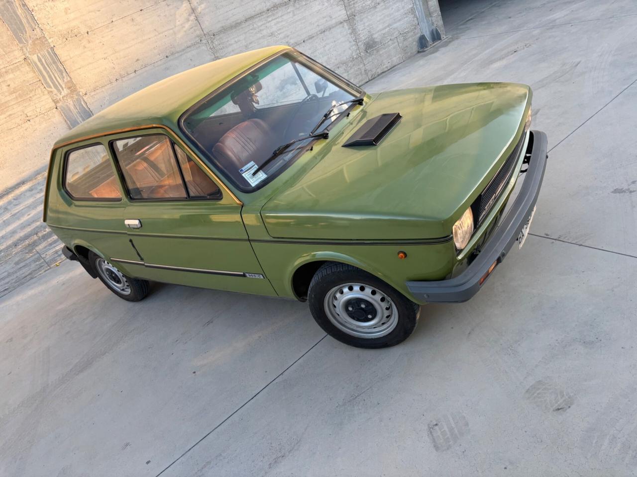 Fiat 127 900 UNICOPROPIETARIO vetrina
