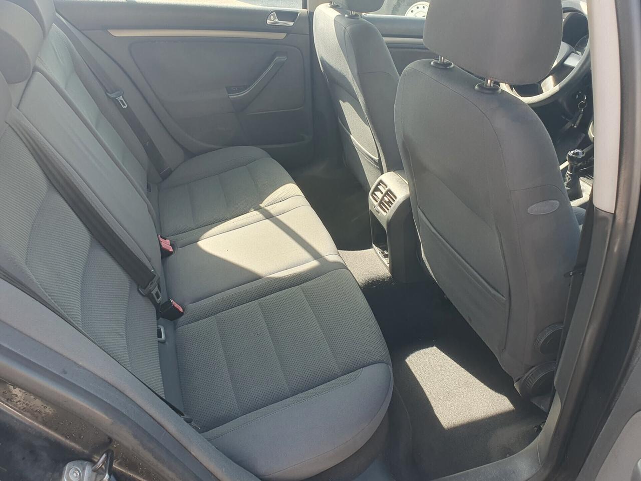 Volkswagen Golf 1.9 TDI 105cv 5p Neopatent 2004