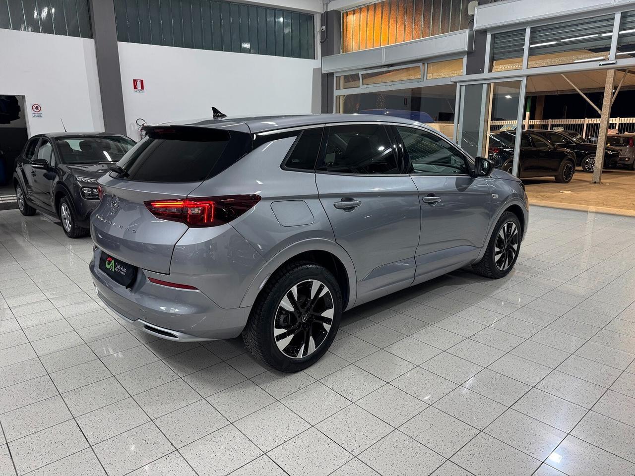 Grandland 1.5cdti EAT8 Elegance COME NUOVA!!!!!!