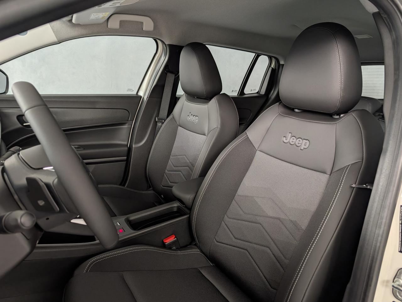 Jeep Avenger 1.2 Turbo E-Hybrid 110cv eDCT6 Altitude