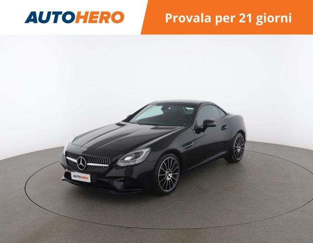 MERCEDES-BENZ SLC 200 Premium