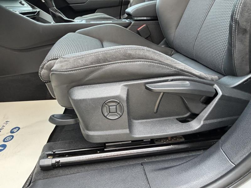 Audi Q3 Sportback 35 2.0 tdi S line edition s-tronic FULL LED-PHONE APPS-20"