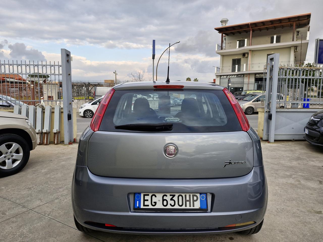 FIAT GRANDE PUNTO 1.2 BENZINA 5P 140000KM