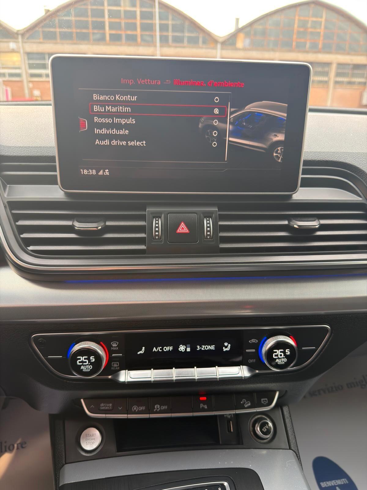 Audi Q5 40 TDI quattro S tronic Sport Virtual Cockpit, Fari Full Led e pacchetto luci ambiente multicolor