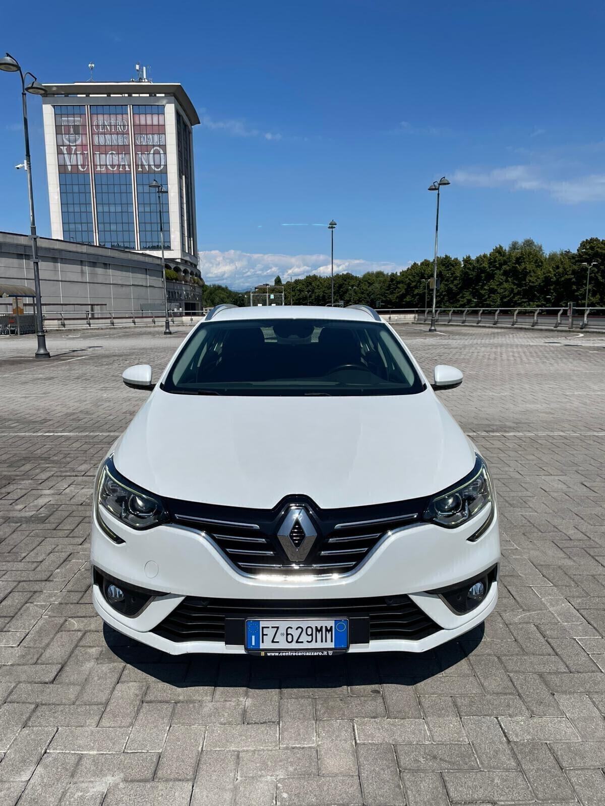 Renault Mégane Sporter Blue dCi 115 CV EDC Duel2 AUTOMATICA 12 MESI GARANZIA