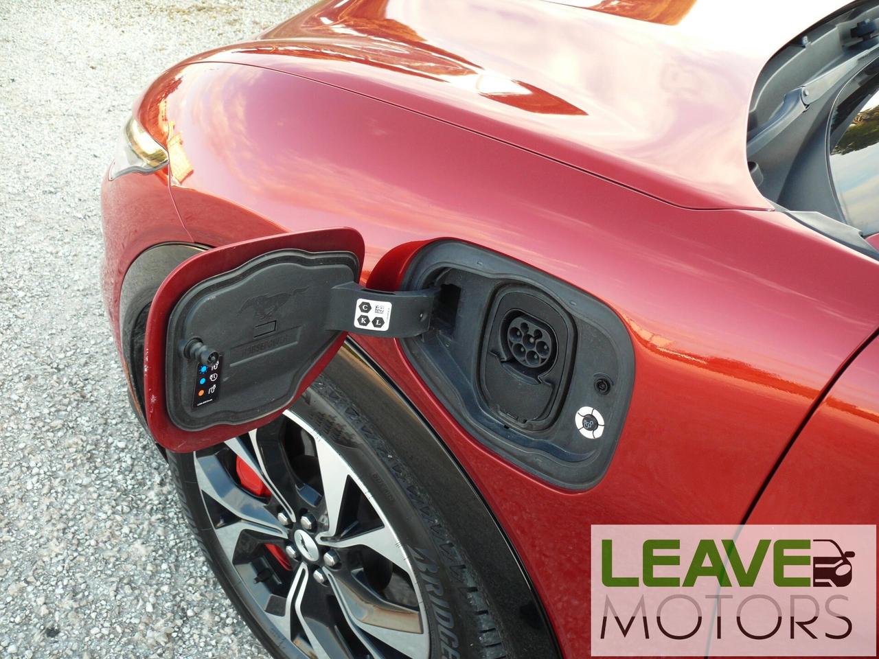 Ford Mustang Mach-E AWD 351 CV (M1483)