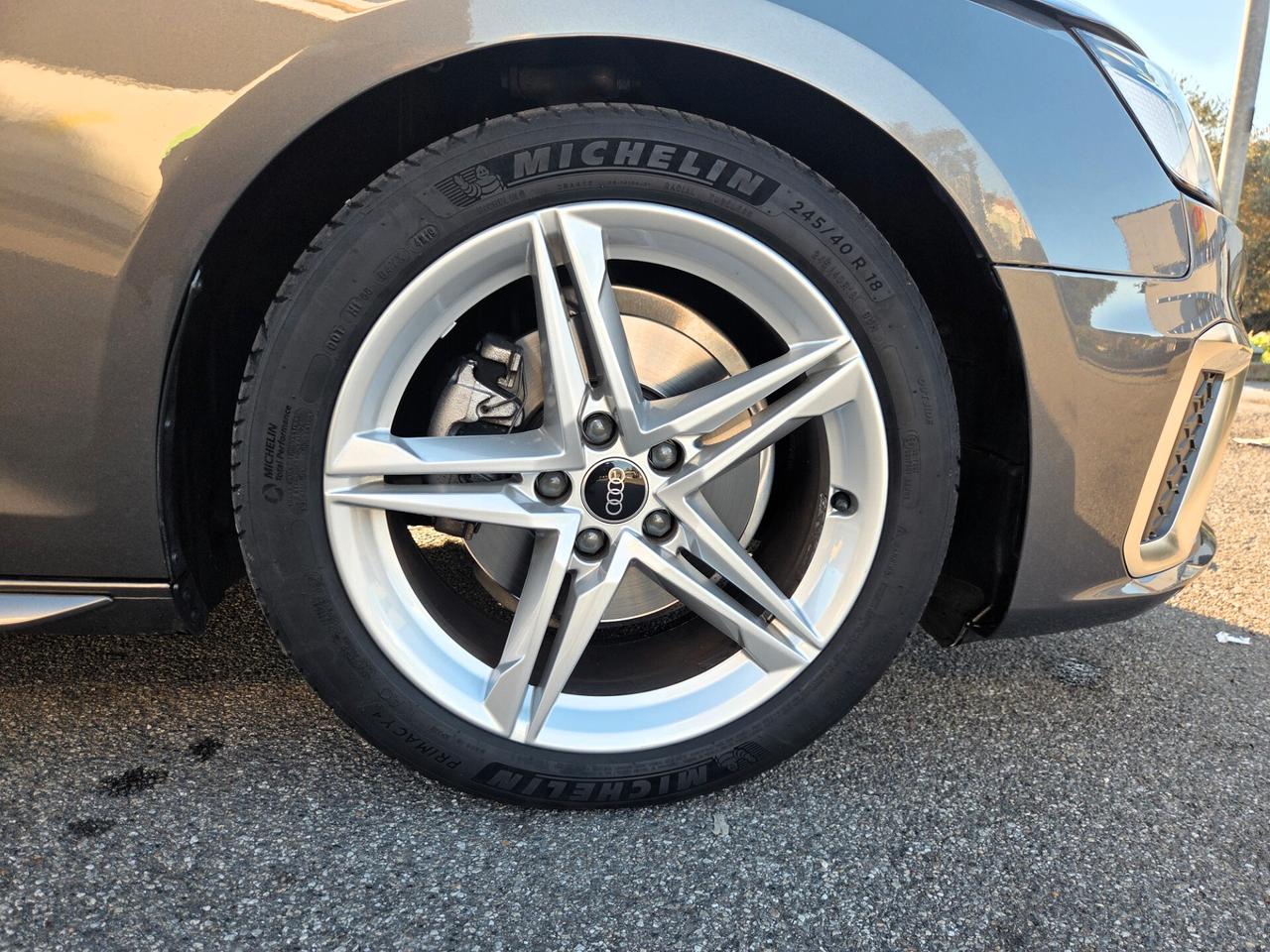 Audi A4 Avant 35 TDI/163 CV S tronic line edition