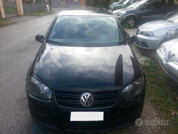 Volkswagen Golf V 2.0 16V TDI 5p. Sportline