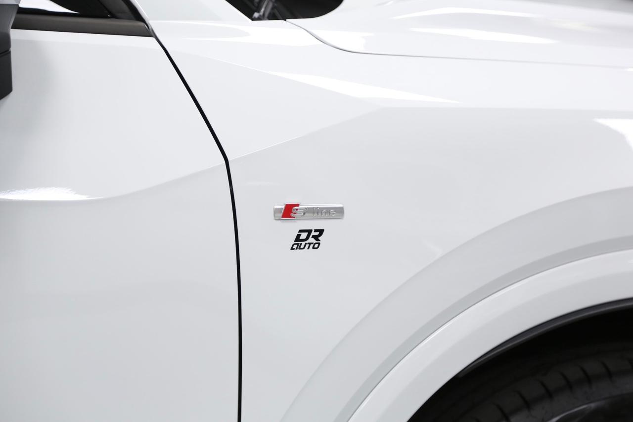 Audi Q2 30 TDI S line