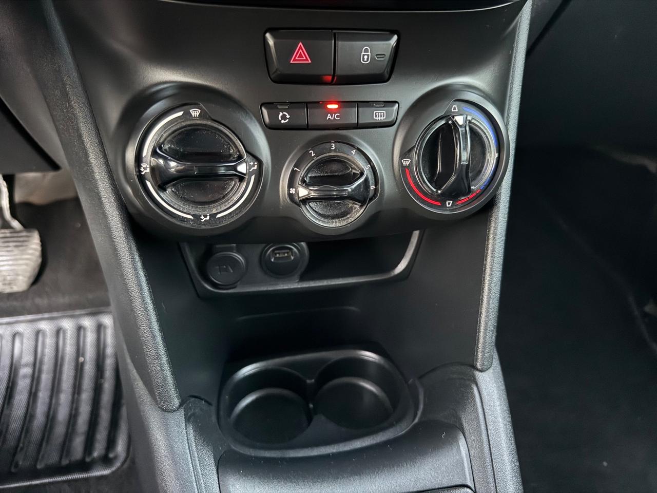 Peugeot 208 1.2 allure 82 5 porte FINANZIABILE