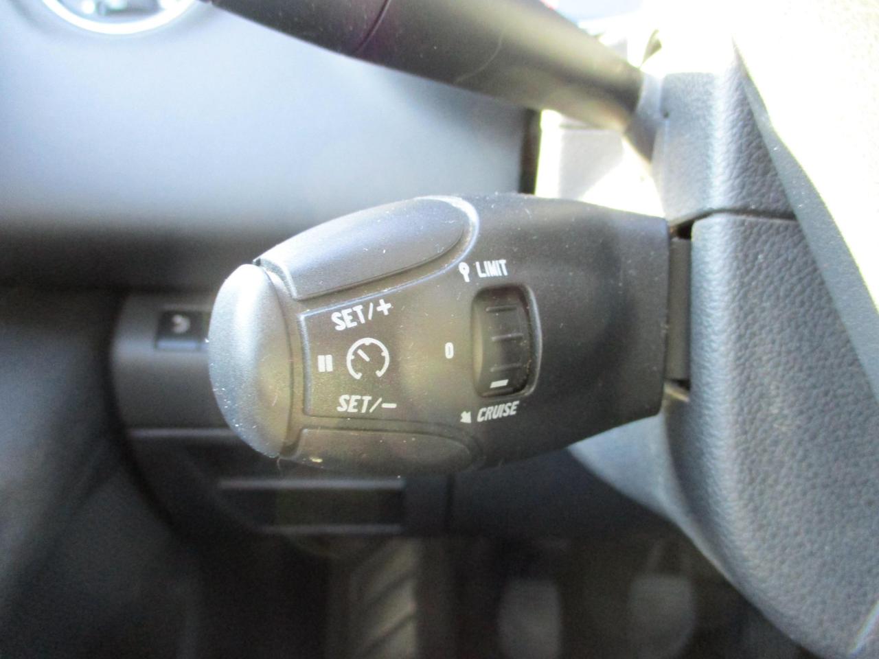 Peugeot 5008 5008 1.6 hdi 8v Business 115cv TETTO/Navi/7 Posti