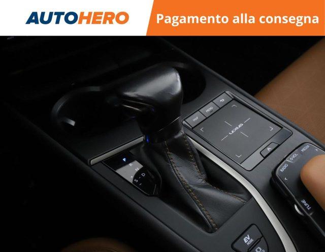 LEXUS UX Full Electric UX Hybrid Luxury