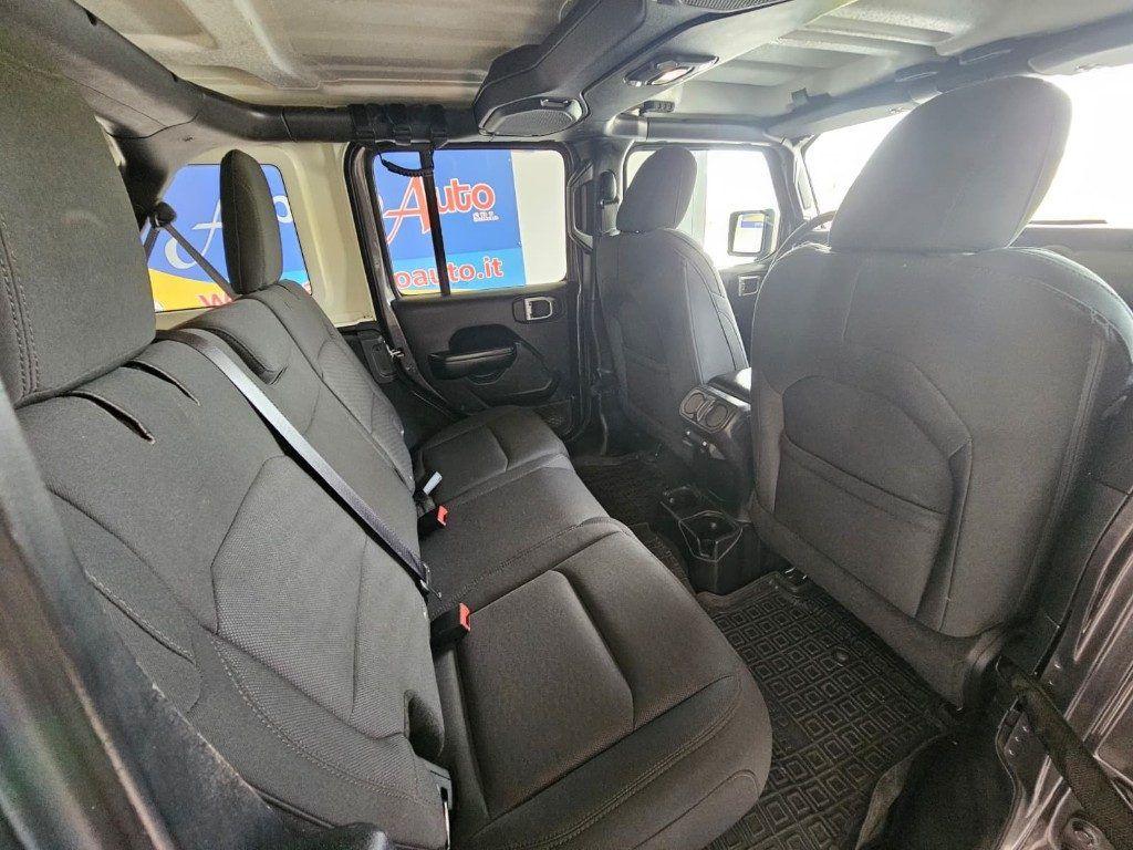 Jeep Wrangler Unlimited 2.2 Mjt II Night Eagle