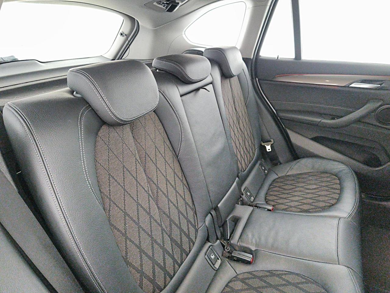 BMW X1 (F48) sDrive18d xLine