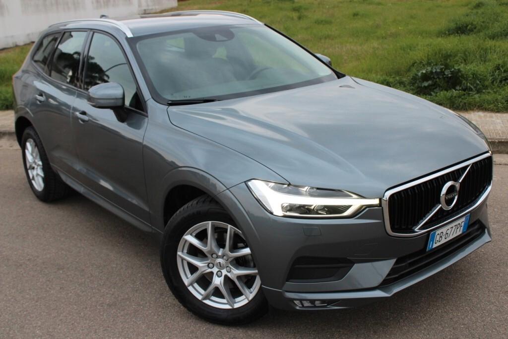 VOLVO XC60 D4 Aut. Momentum 190CV *PELLE *CAMERA